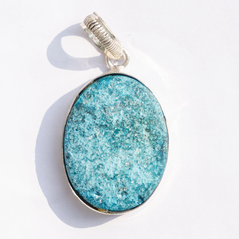 Turquoise Synthetic Crystal And Stone Necklace Oval Pendant Jewellery