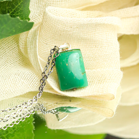 Real Chrysoprase Silver Pendant