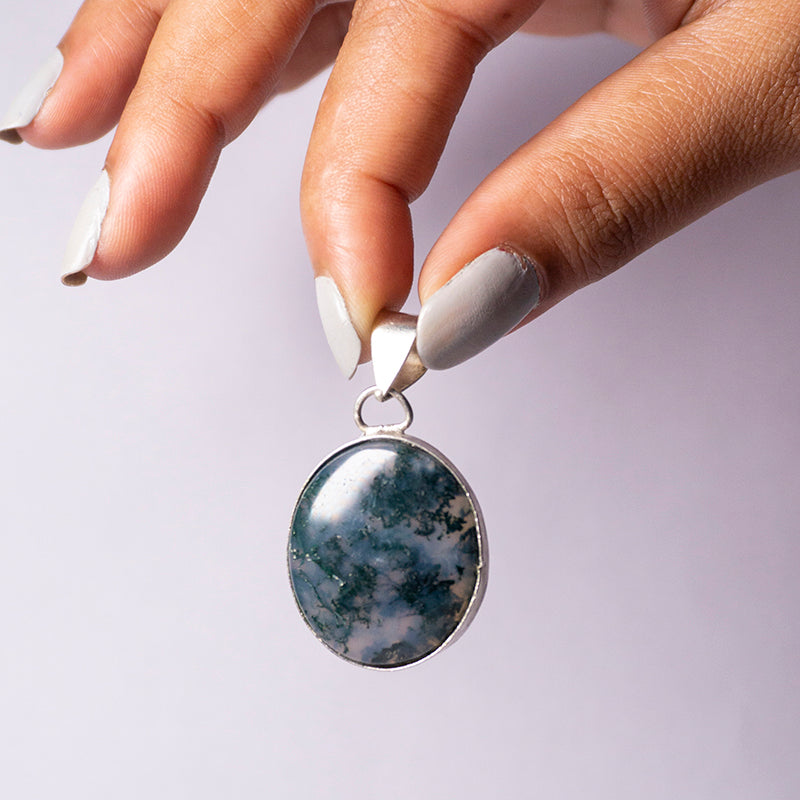 Moss Agate Crystal And Stone Necklace Round Pendant Jewellery