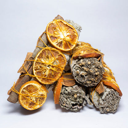 Pack Of 4 - Sage Sticks with Orange And Cinnamon Smudge Stick Bundle