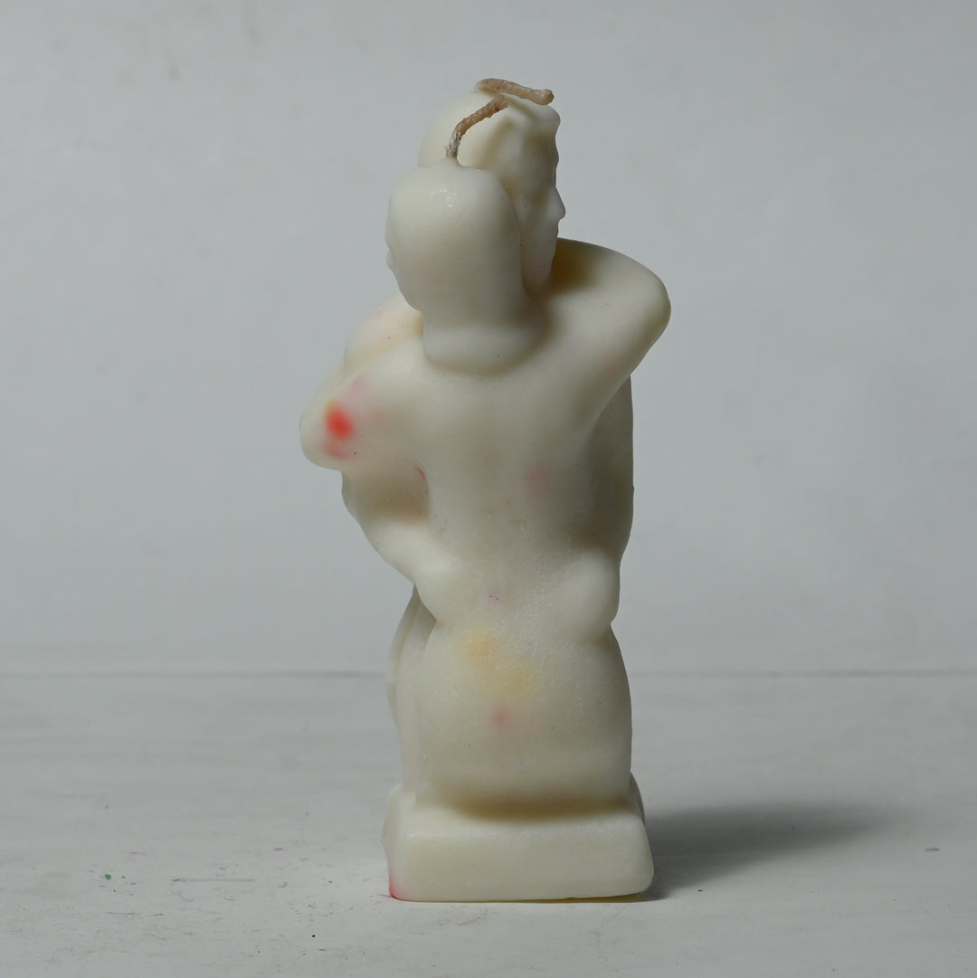 Real Couple Hugging Figure Candle White Style 2