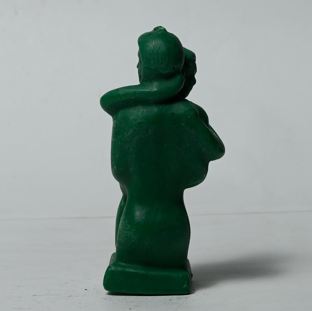 Real Couple Hugging Figure Candle Green Style 3