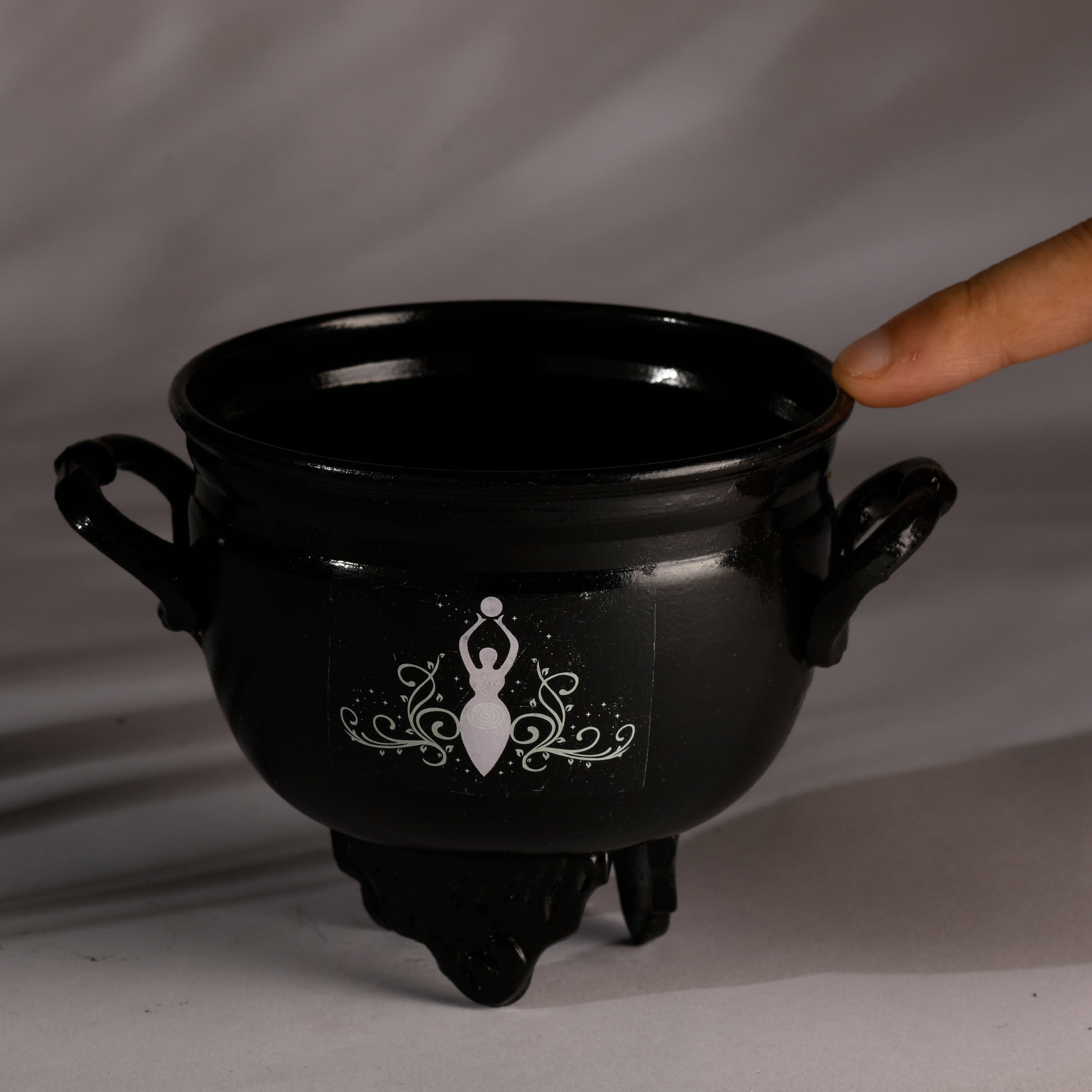 Real Vintage Irom Metal Goddess Gaia Print Cauldron