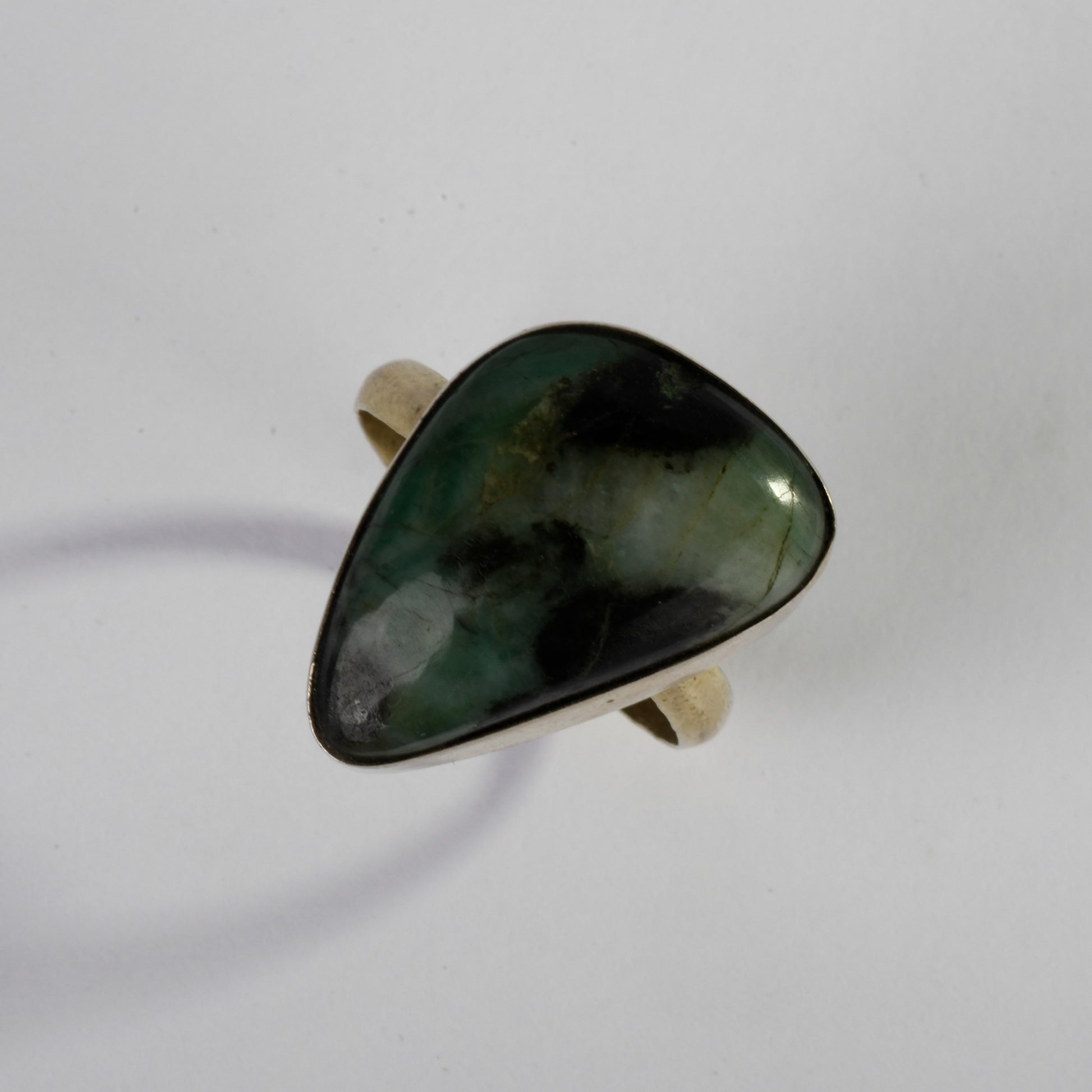 Real Emerald Cabachon Crystal and Stone Ring Jewellery