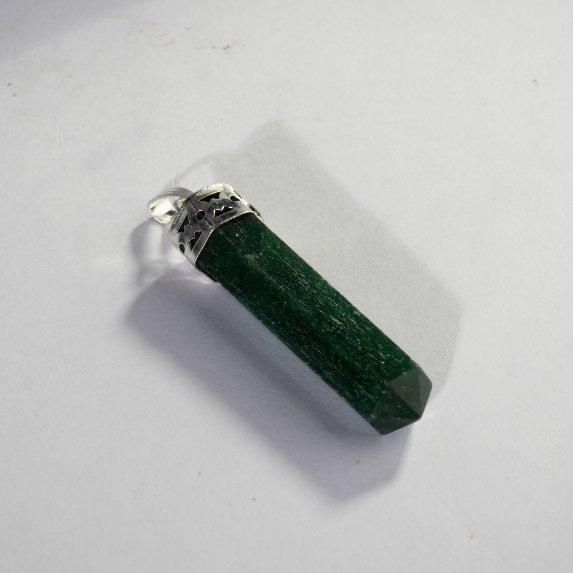 Real Green Jade Crystal and Stone Necklace Point Pendant Jewellery